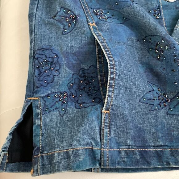 Chico’s Design Embellished Denim Jacket Size 1 (M) - Picture 8 of 11